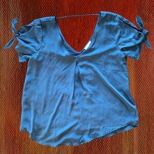 MINE Women’s Short Sleeve Blouse